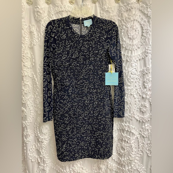 NWT CeCe by Cynthia Steffe Navy long sleeve dress size Small - Picture 1 of 6